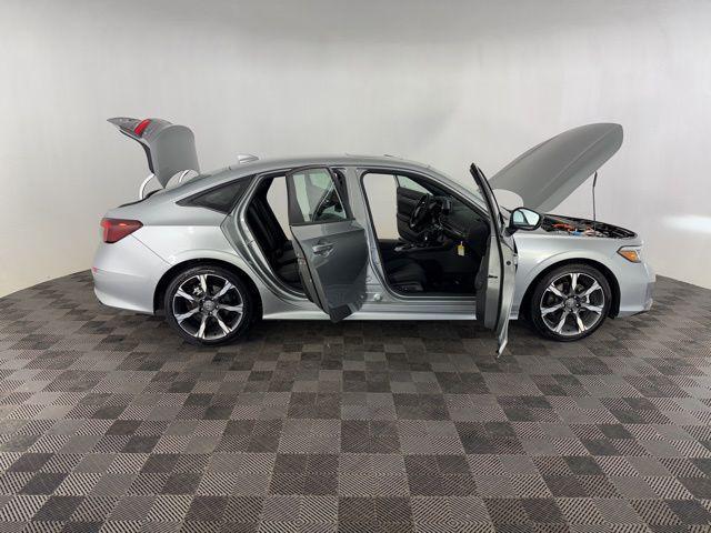 used 2025 Honda Civic Hybrid car, priced at $30,000