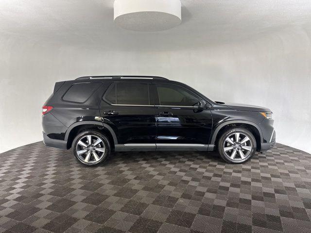 used 2023 Honda Pilot car, priced at $42,300