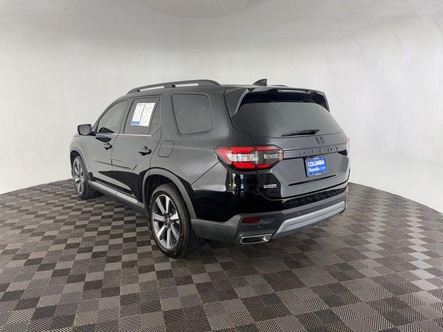 used 2023 Honda Pilot car, priced at $42,300