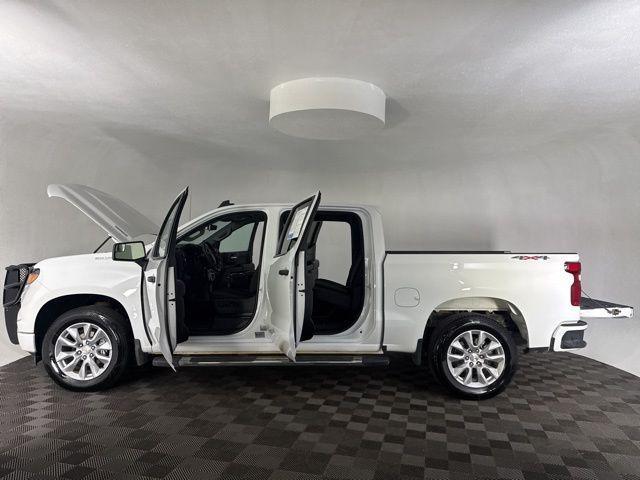 used 2025 Chevrolet Silverado 1500 car, priced at $38,400