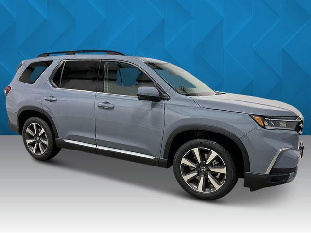 new 2025 Honda Pilot car, priced at $48,755