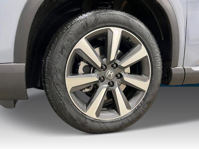 new 2025 Honda Pilot car, priced at $48,755