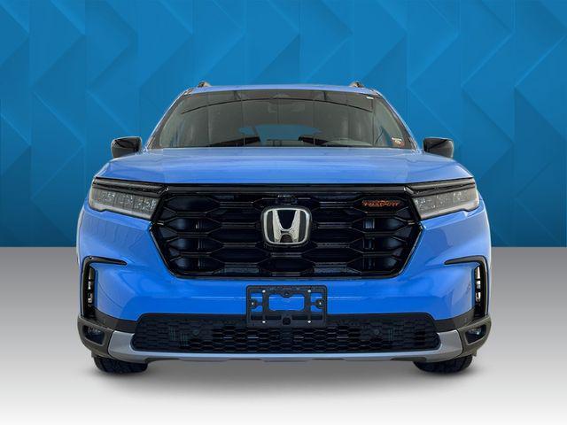 new 2025 Honda Pilot car, priced at $48,405