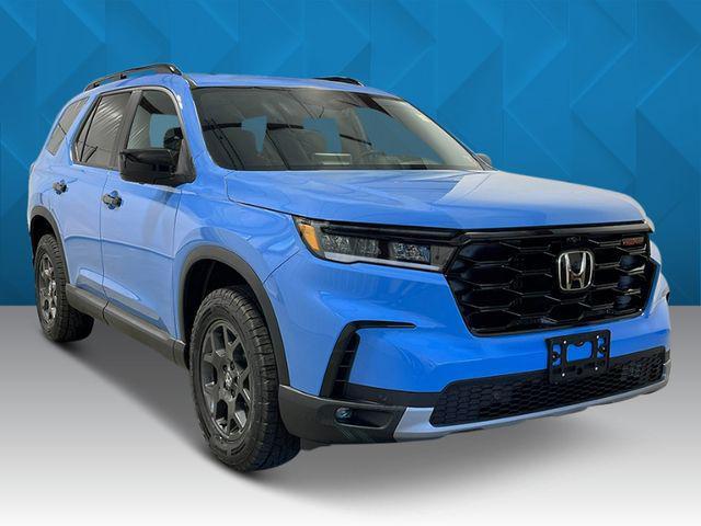 new 2025 Honda Pilot car, priced at $48,405