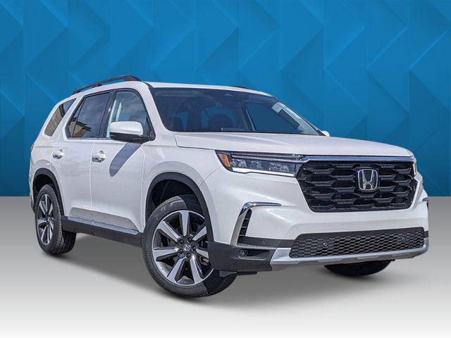 new 2025 Honda Pilot car, priced at $49,790