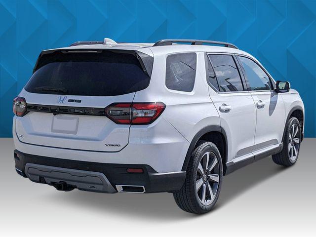 new 2025 Honda Pilot car, priced at $49,790