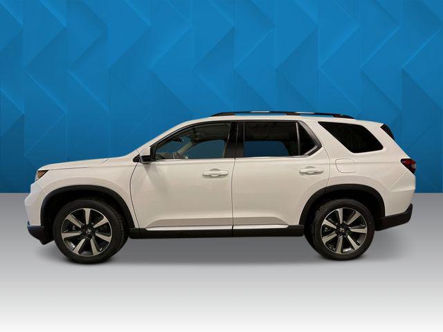 new 2025 Honda Pilot car, priced at $47,754