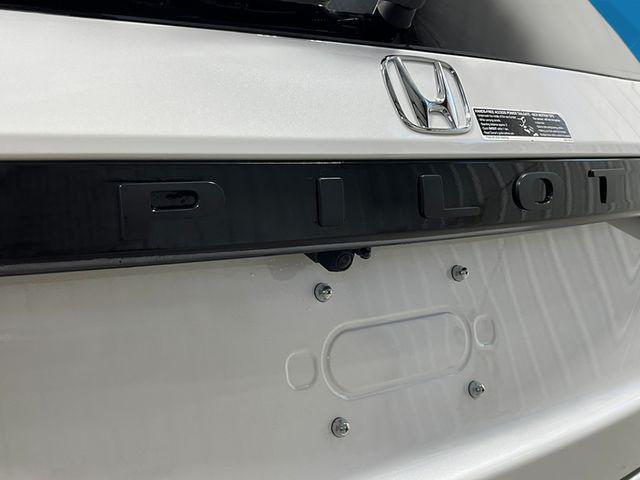 new 2025 Honda Pilot car, priced at $47,754