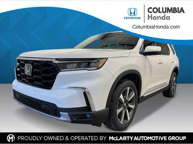 new 2025 Honda Pilot car, priced at $47,754
