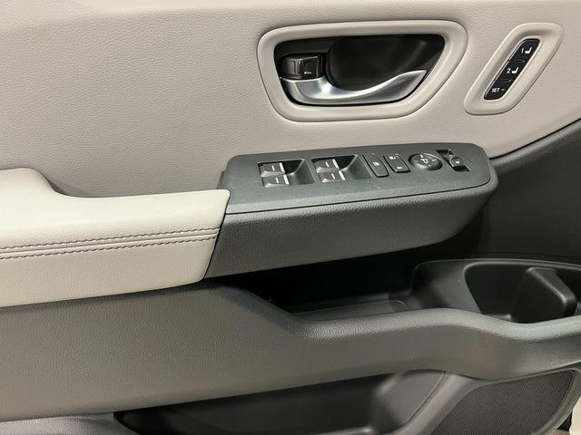 new 2025 Honda Pilot car, priced at $47,754