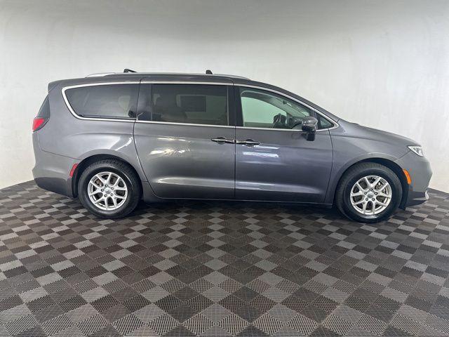 used 2021 Chrysler Pacifica car, priced at $22,000