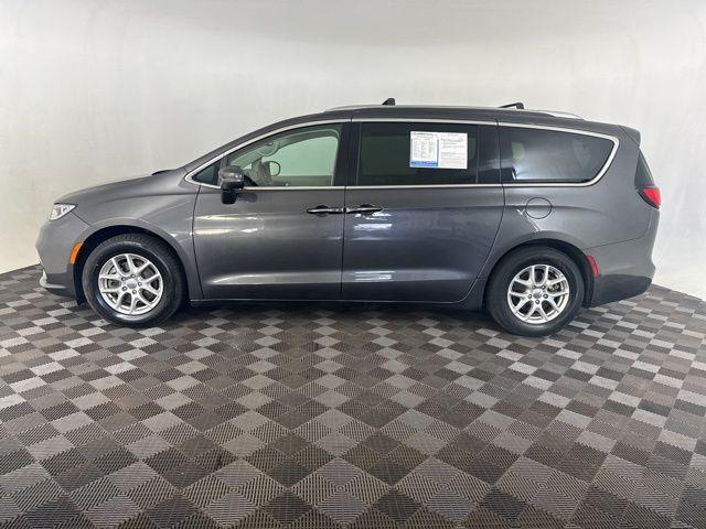 used 2021 Chrysler Pacifica car, priced at $22,000