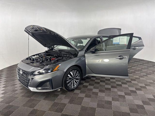 used 2024 Nissan Altima car, priced at $18,500