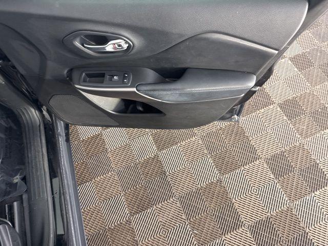 used 2019 Jeep Cherokee car, priced at $16,000