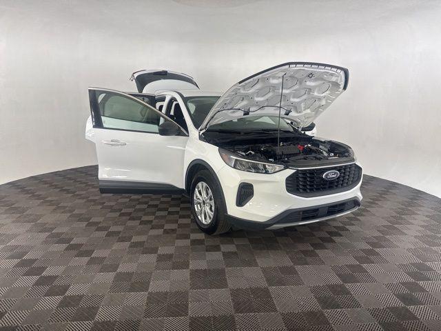 used 2024 Ford Escape car, priced at $20,000