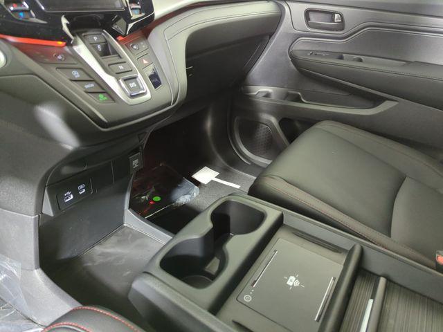 new 2026 Honda Odyssey car, priced at $43,593