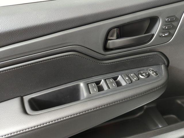 new 2026 Honda Odyssey car, priced at $43,593