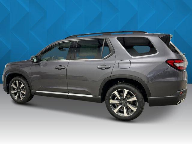 new 2025 Honda Pilot car, priced at $48,550