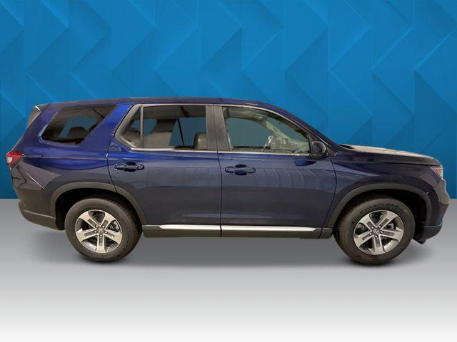 new 2025 Honda Pilot car, priced at $44,550