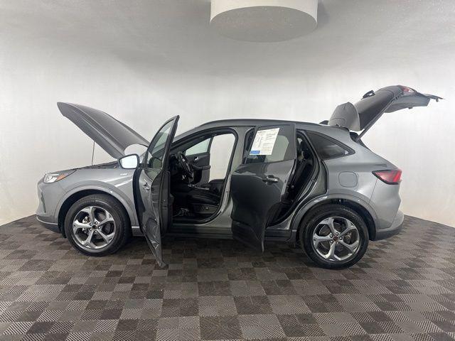 used 2024 Ford Escape car, priced at $24,000