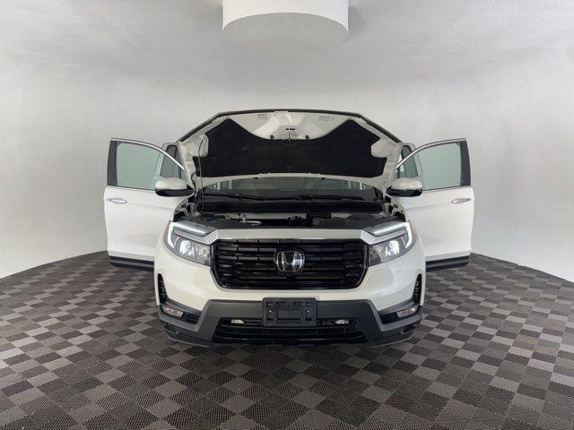used 2023 Honda Ridgeline car, priced at $35,800
