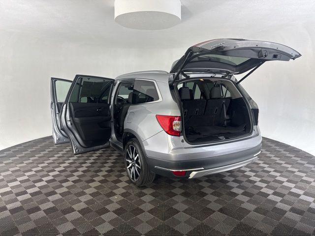 used 2022 Honda Pilot car, priced at $33,500