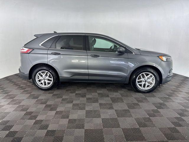 used 2024 Ford Edge car, priced at $25,000