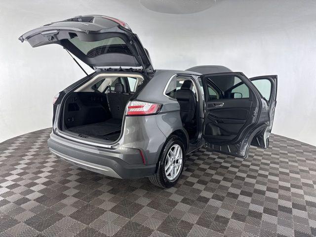 used 2024 Ford Edge car, priced at $25,000