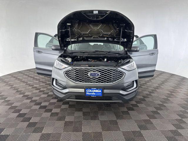used 2024 Ford Edge car, priced at $25,000
