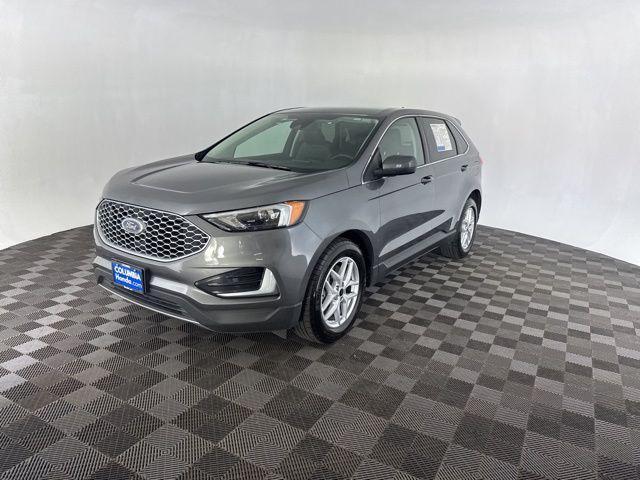used 2024 Ford Edge car, priced at $25,000