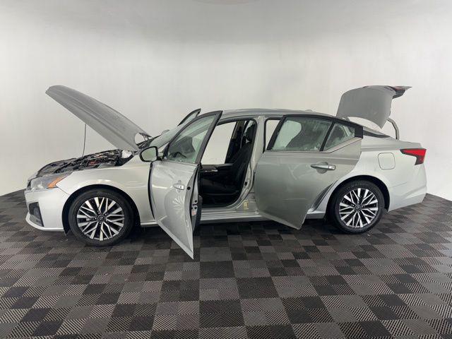 used 2023 Nissan Altima car, priced at $19,300