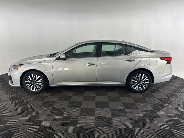 used 2023 Nissan Altima car, priced at $19,300