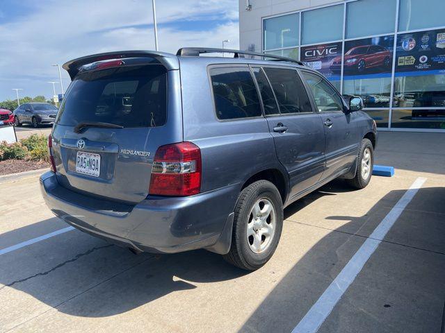 used 2007 Toyota Highlander car, priced at $6,000