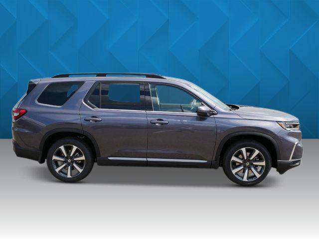 new 2025 Honda Pilot car, priced at $50,520