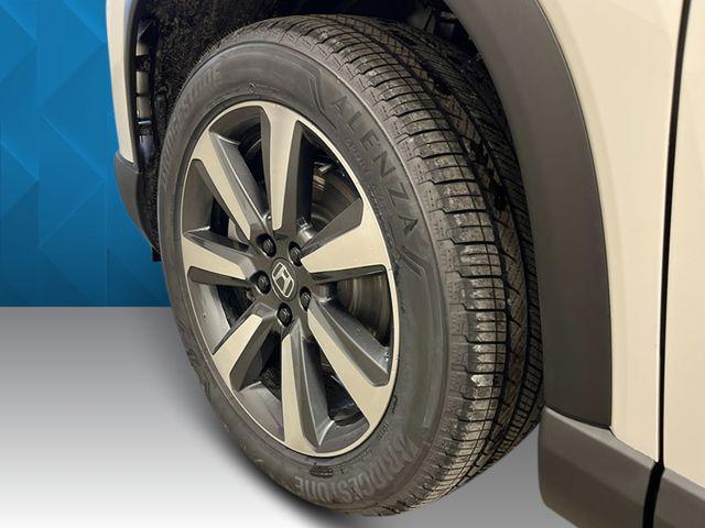 new 2025 Honda Pilot car, priced at $48,755