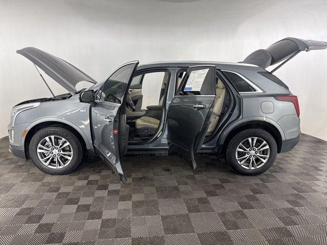 used 2021 Cadillac XT5 car, priced at $28,500