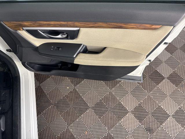 used 2018 Honda CR-V car, priced at $15,300