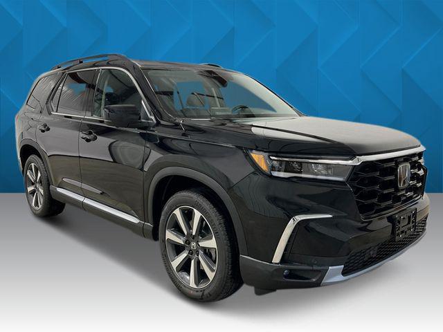 new 2025 Honda Pilot car, priced at $48,345