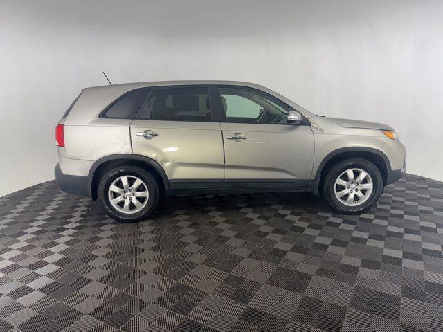 used 2013 Kia Sorento car, priced at $7,300