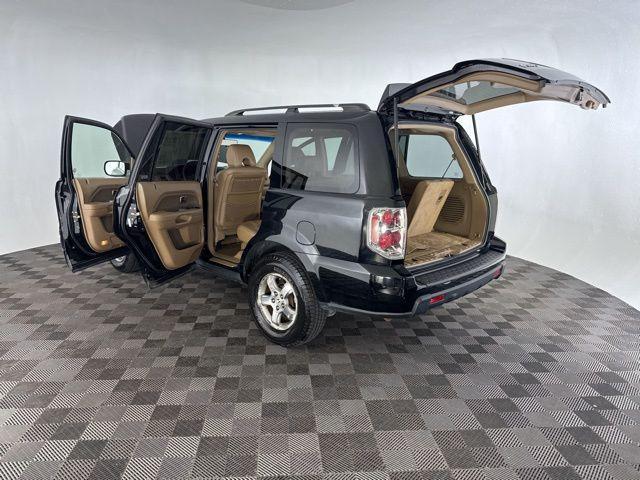 used 2007 Honda Pilot car, priced at $7,000