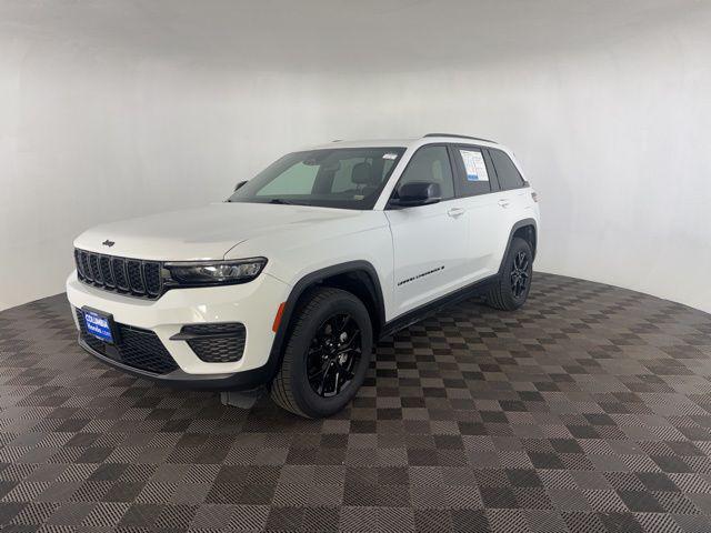 used 2024 Jeep Grand Cherokee car, priced at $26,000