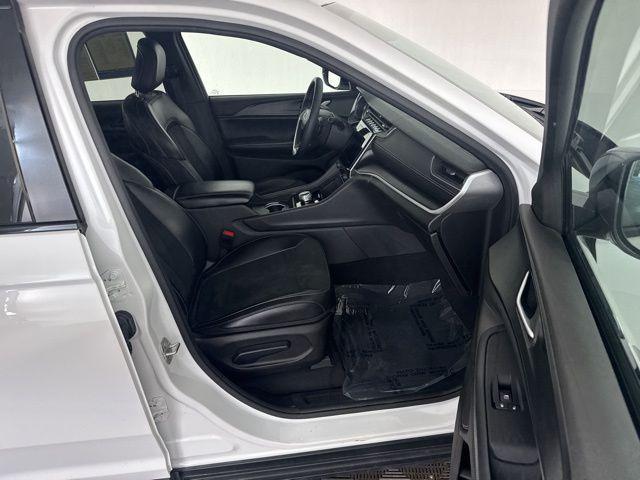 used 2024 Jeep Grand Cherokee car, priced at $26,000