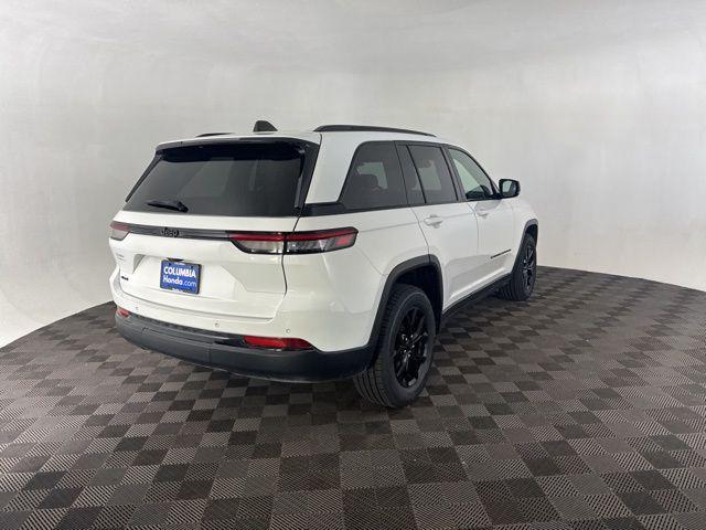used 2024 Jeep Grand Cherokee car, priced at $26,000