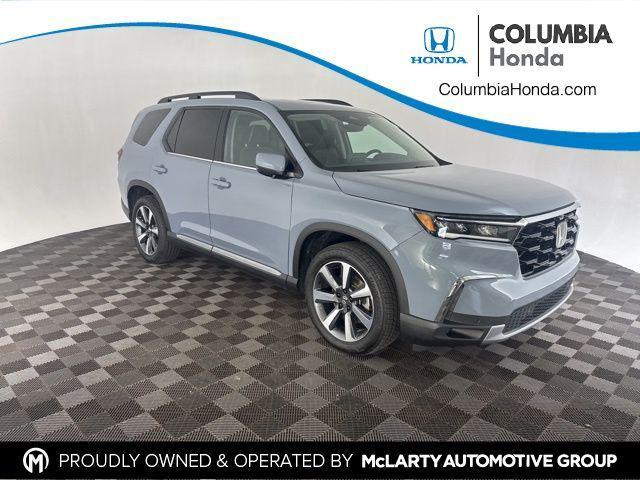 used 2023 Honda Pilot car, priced at $44,300