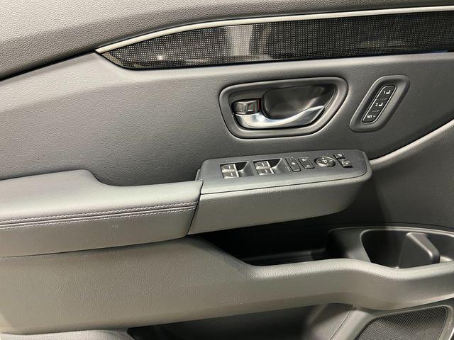 new 2025 Honda Pilot car, priced at $52,735