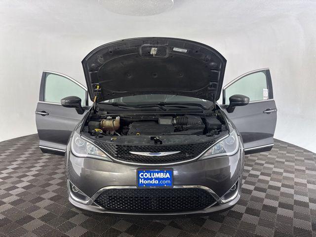 used 2020 Chrysler Pacifica car, priced at $14,800