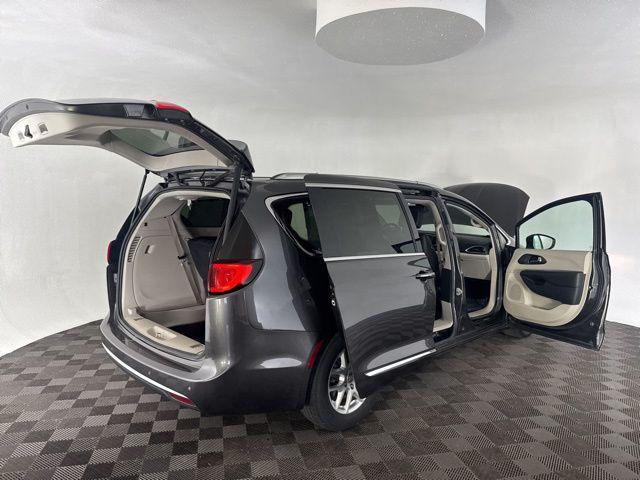 used 2020 Chrysler Pacifica car, priced at $14,800