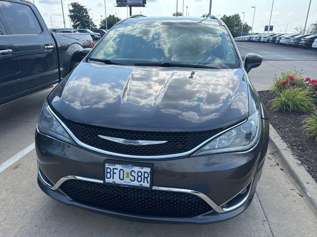 used 2020 Chrysler Pacifica car, priced at $14,800