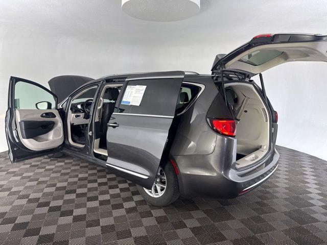 used 2020 Chrysler Pacifica car, priced at $14,800