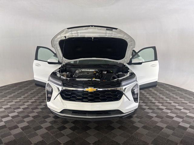 used 2024 Chevrolet Trax car, priced at $22,200